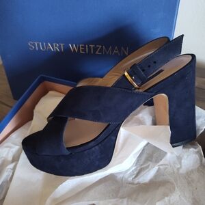 Stuart Weitzman size 7
